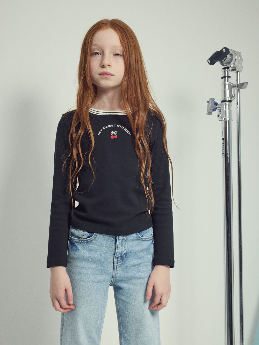 טי שרט ריב שרוול ארוך עם רקמה