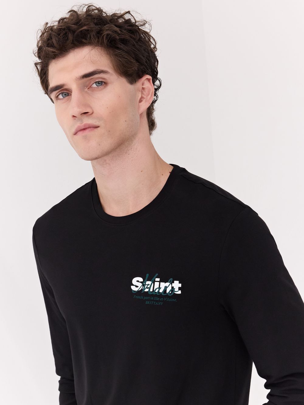 טי-שירט ארוכה עם כיתוב