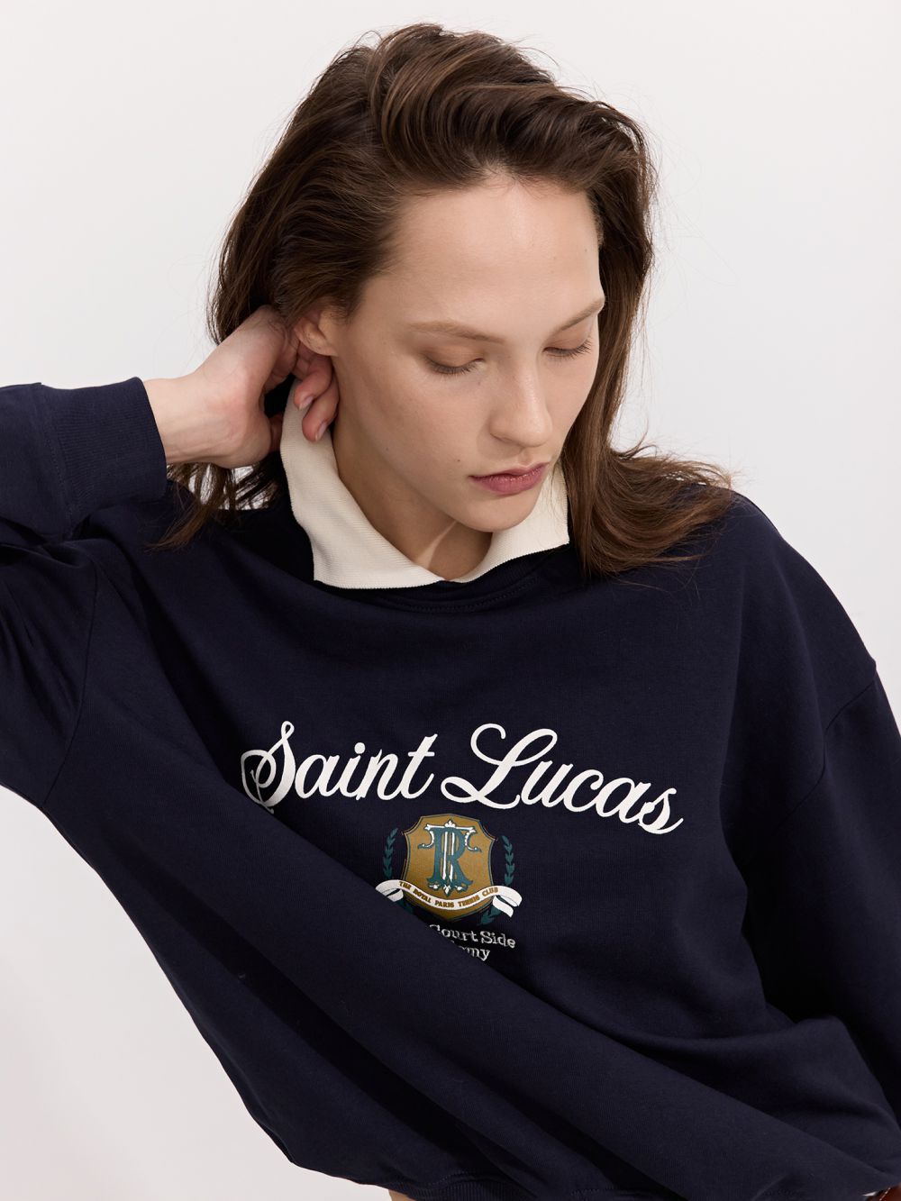 סווטשירט עם צווארון