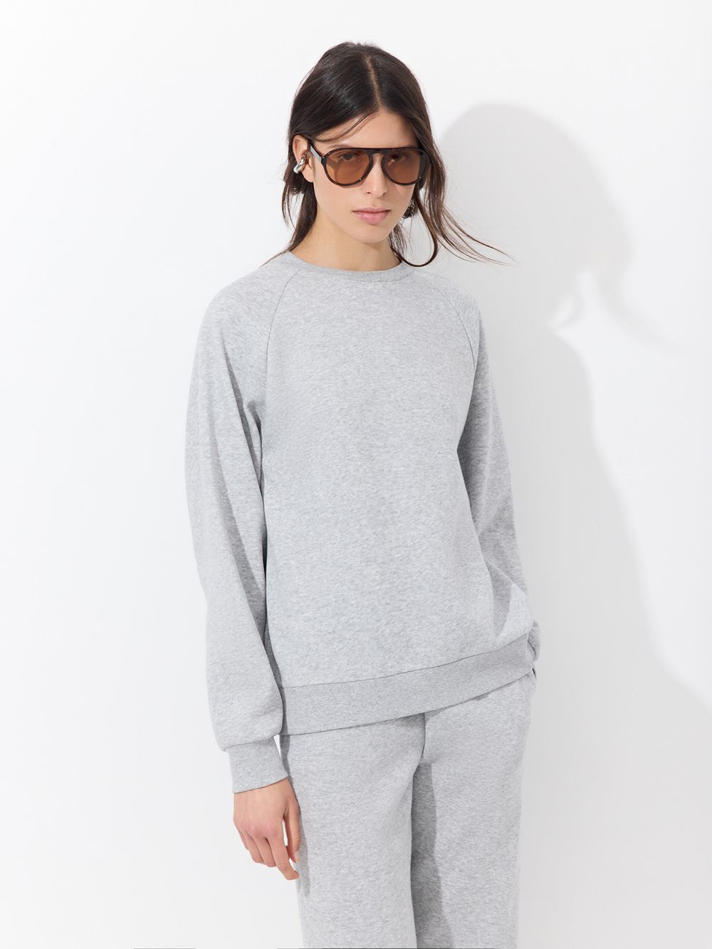 סווטשירט בייסיק