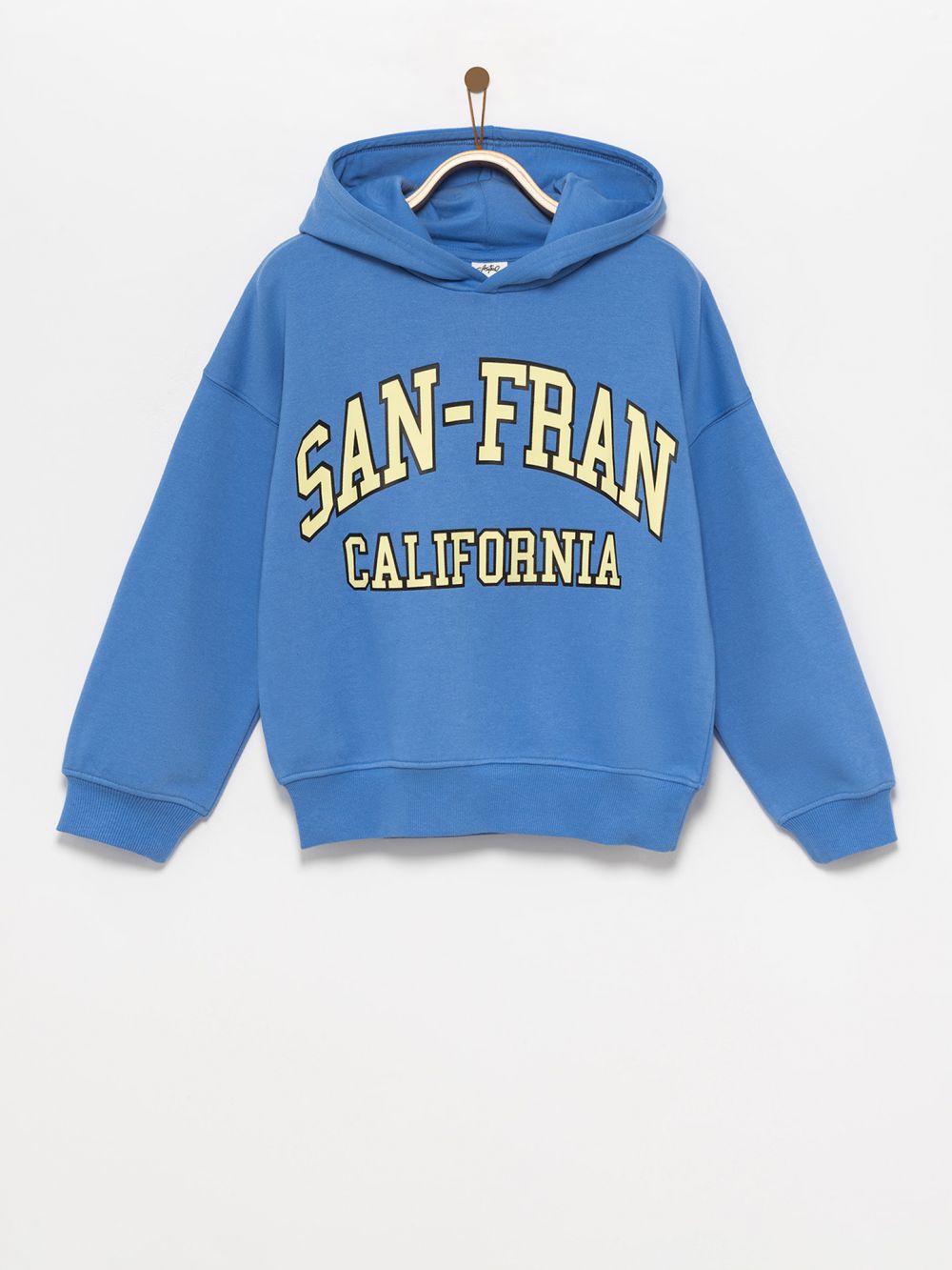 קפוצ’ון עם כיתוב