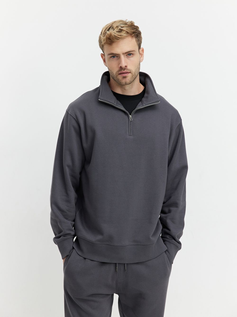 סוויטשירט עם ריצ’רץ’ חצי