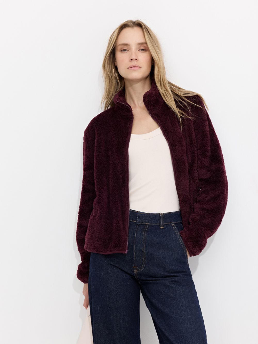 סווטשירט פרוותי עם רוכסן וצאורון