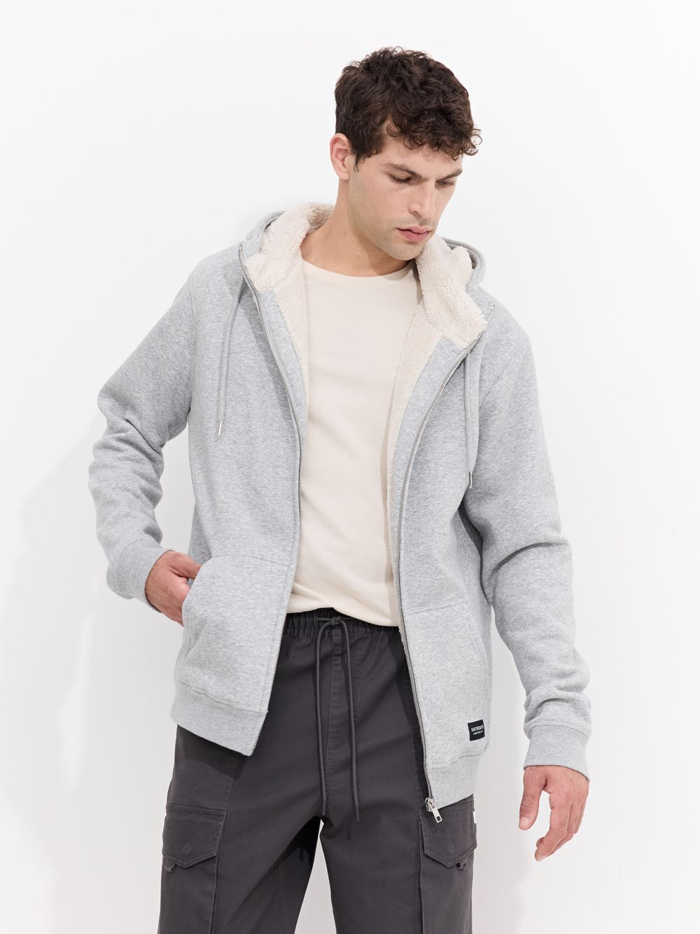 קפוצ’ון עם בטנה פרוותית