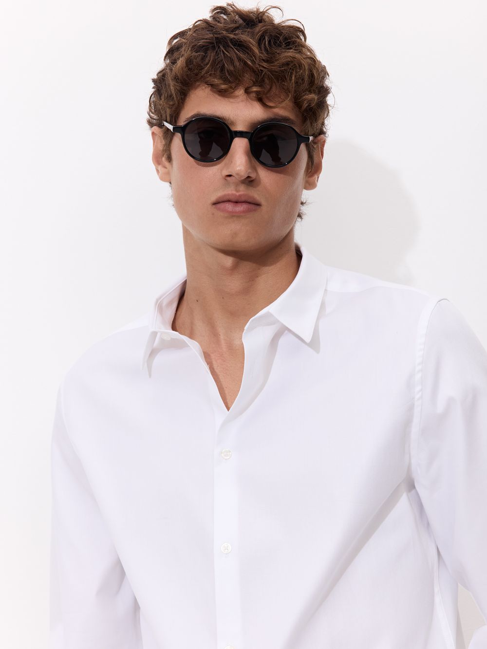 חולצה מכופתרת פרימיום