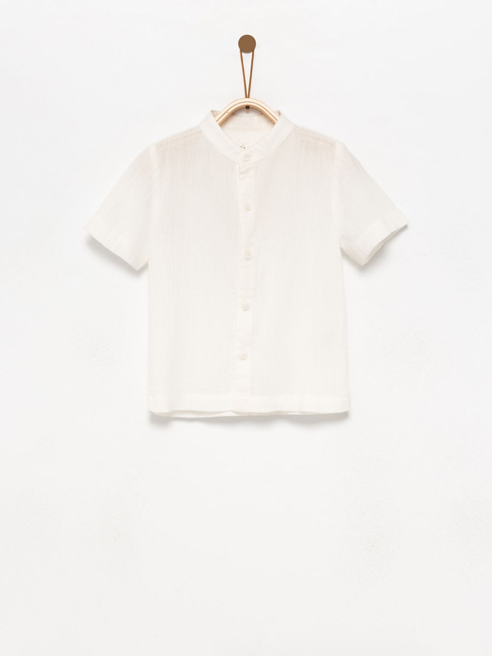 חולצה מכופתרת