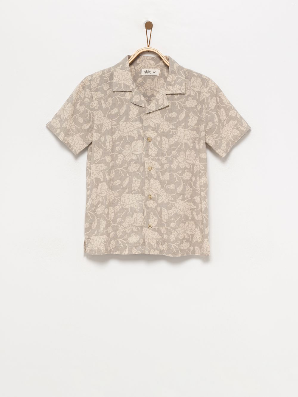 מכופתרת מודפסת