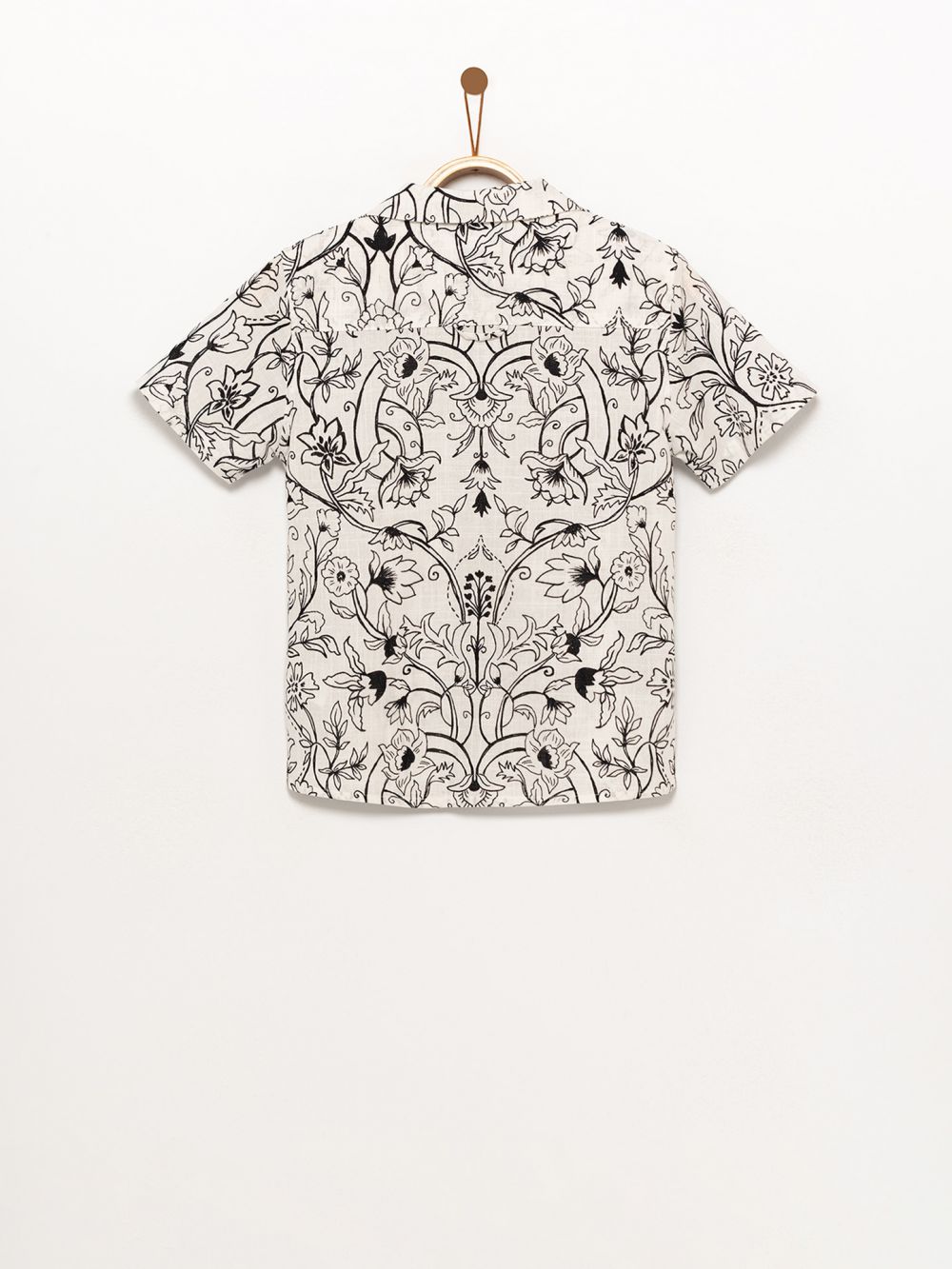 חולצה מודפסת