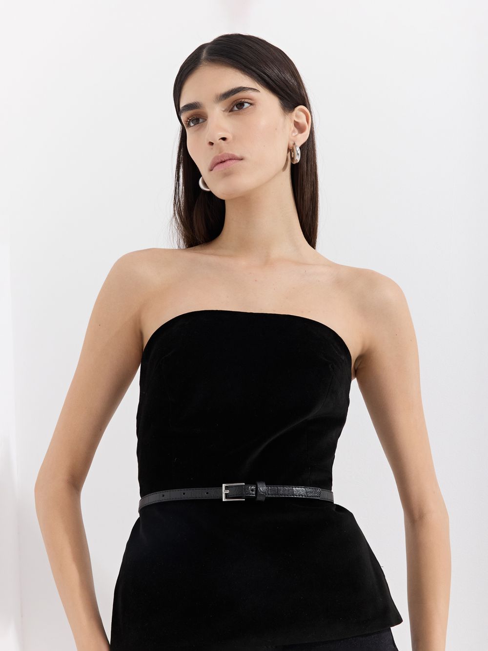 מחוך סטרפלס קטיפה