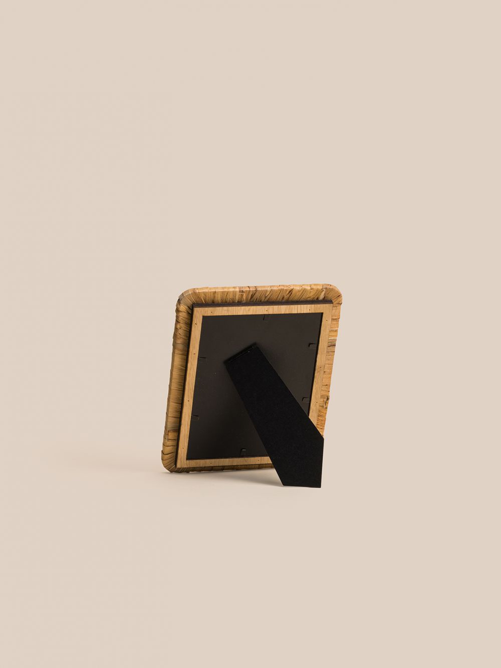 מסגרת לתמונה קש 16.5X2X20CM