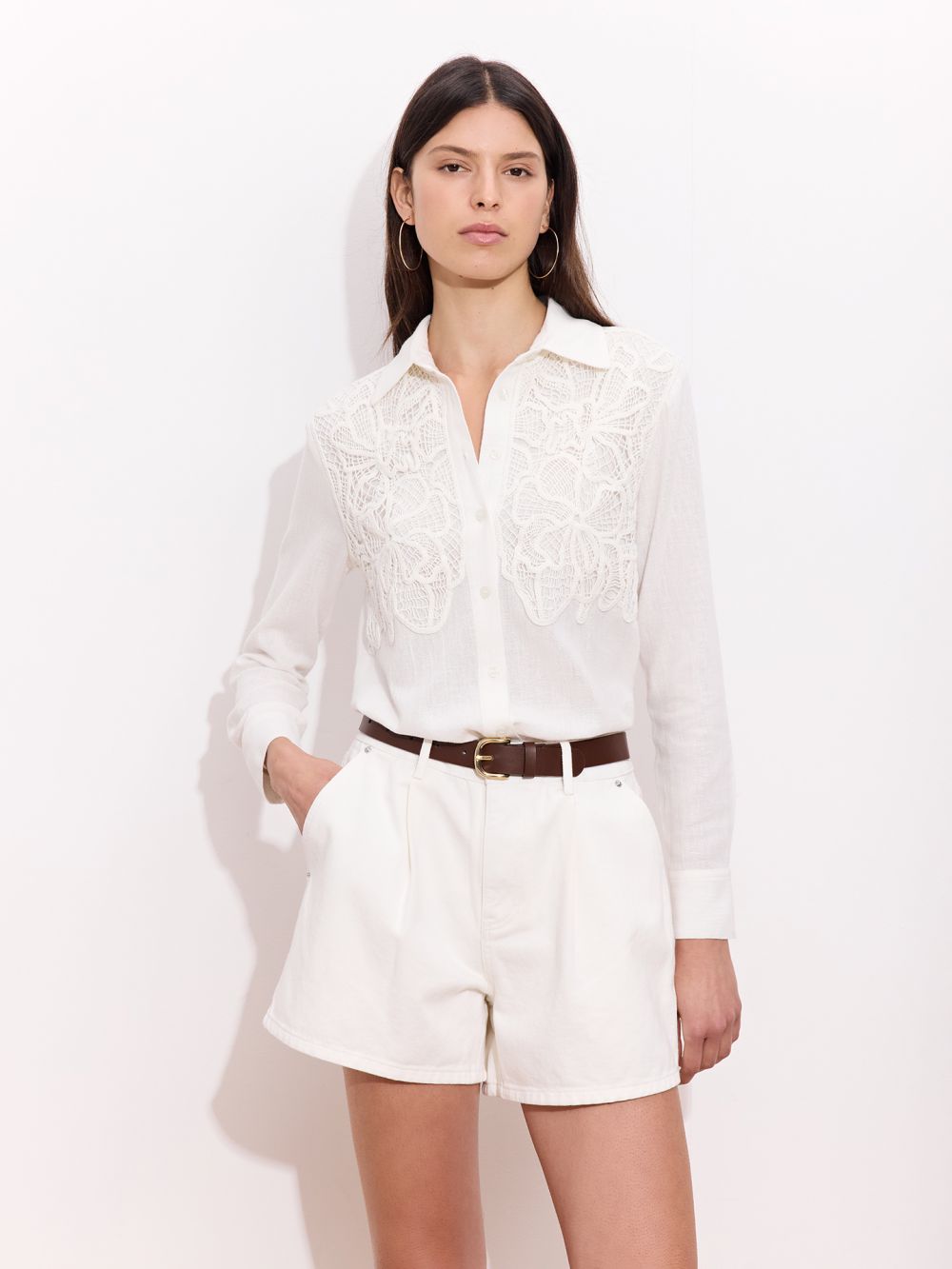 חולצה מכופתרת ארוכה עם רקמה