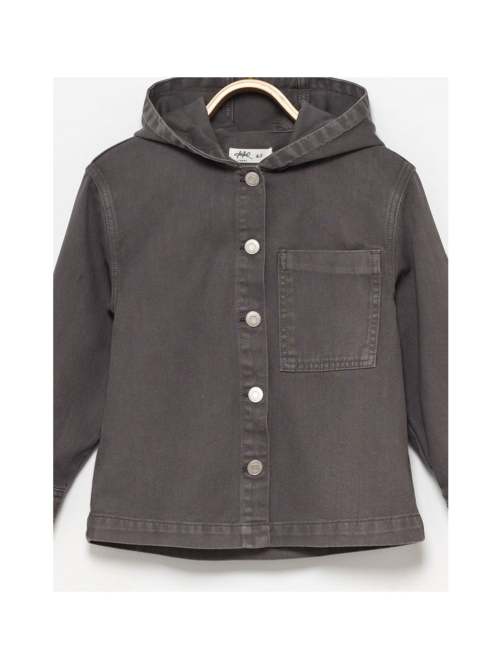 ג’קט ג’ינס עם כובע