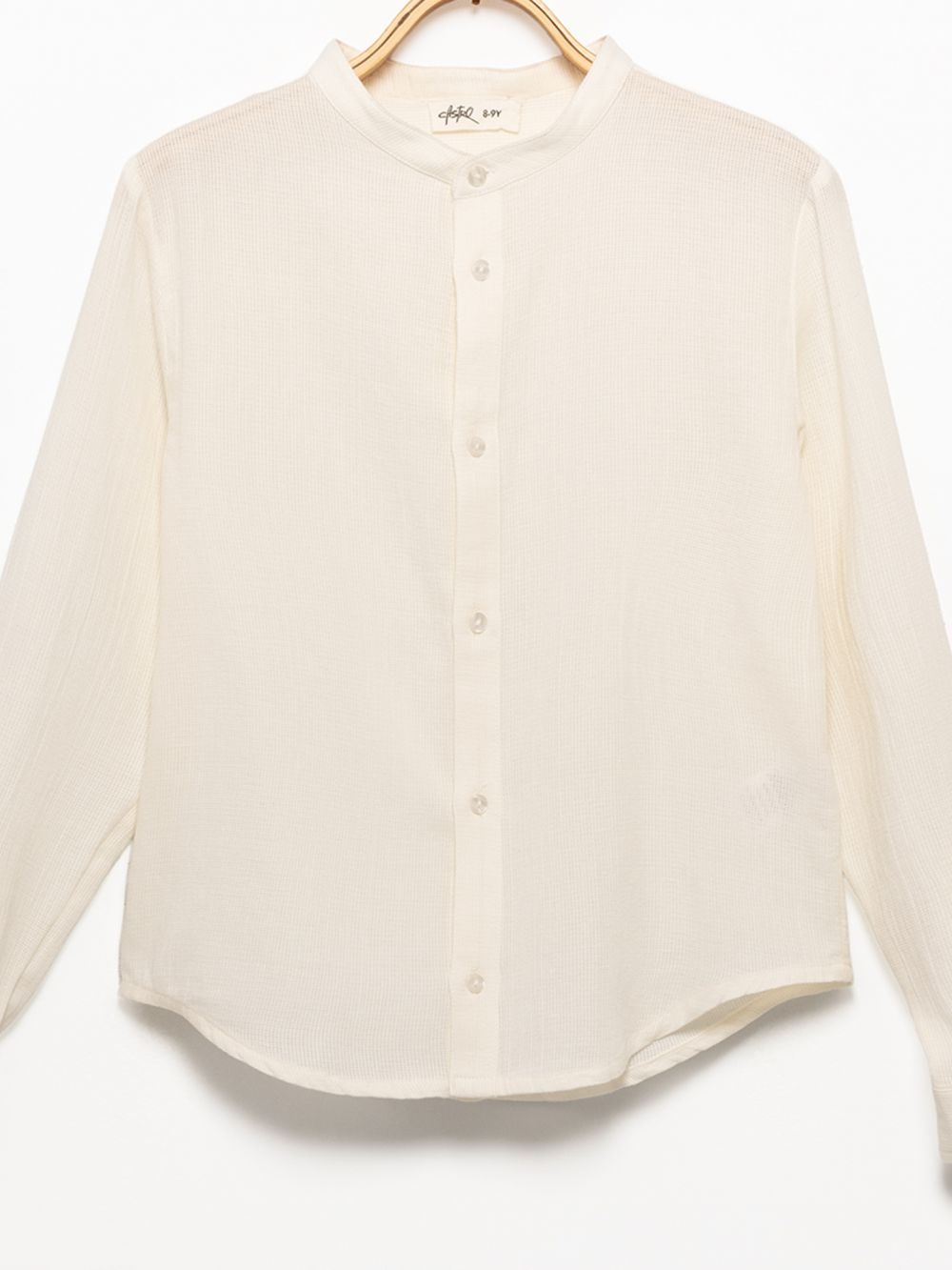 חולצה מכופתרת