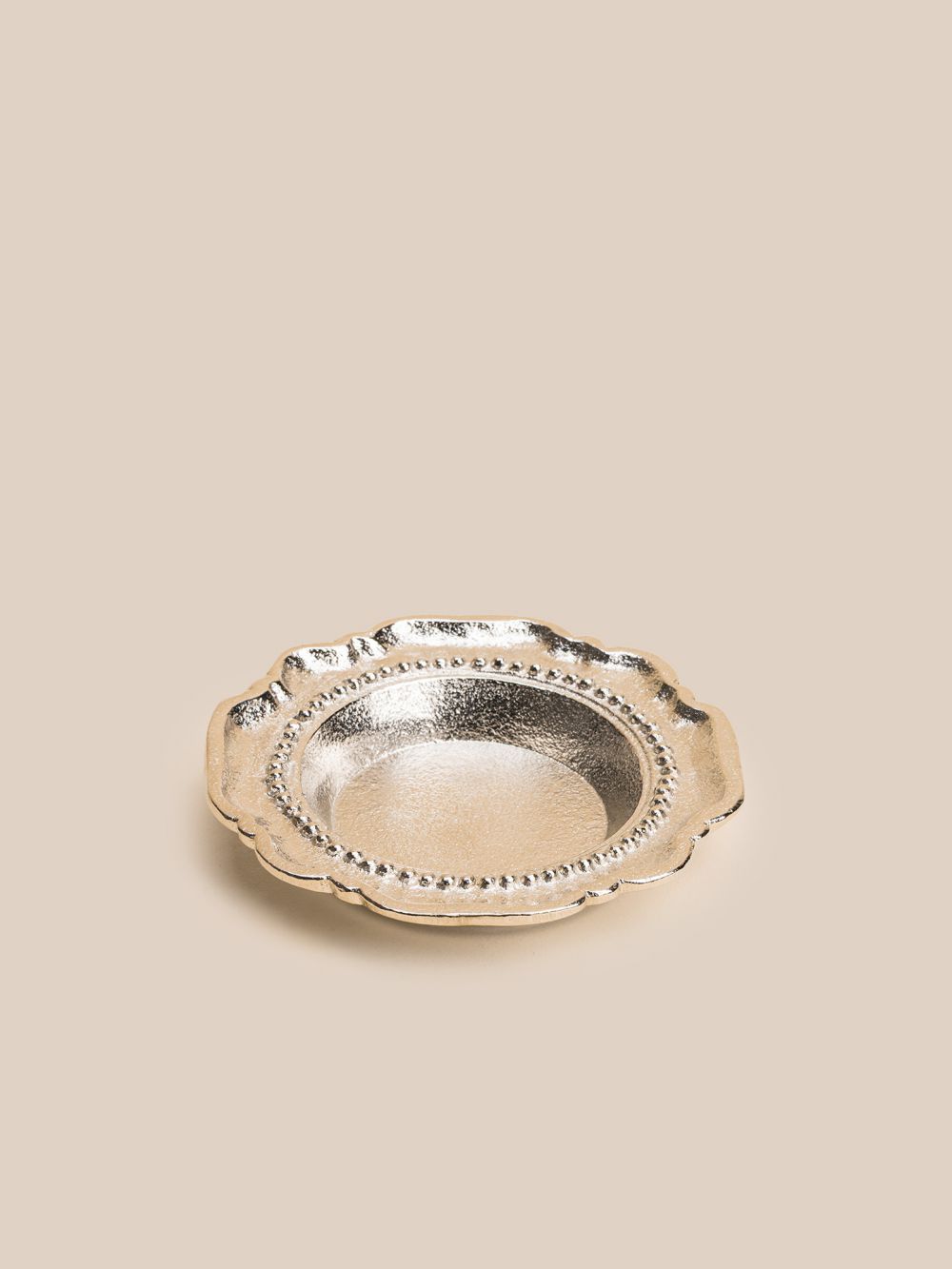 קערה דקורטיבית מעוטרת