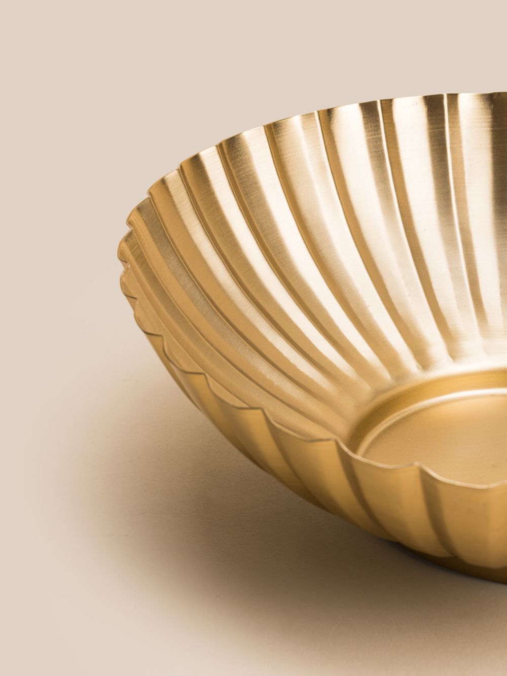 קערה דוקרטיבית פלורה 29.5CM