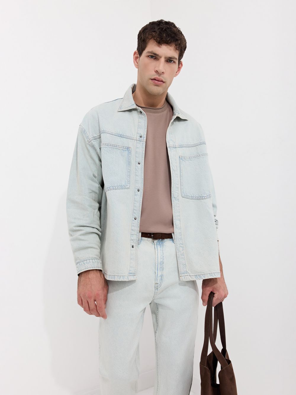 חולצת ג’ינס אוברסייז