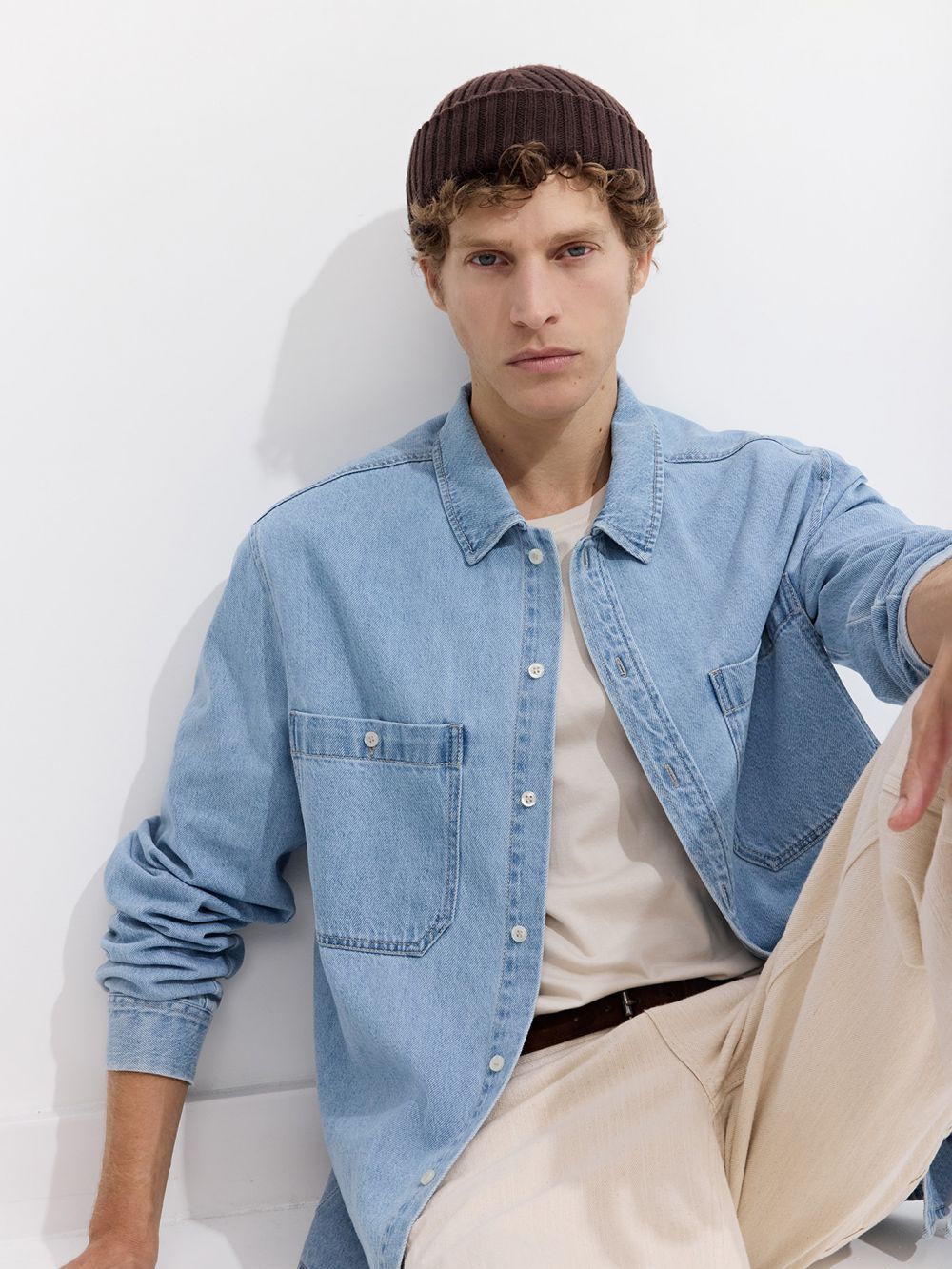 חולצת ג׳ינס מכופתרת