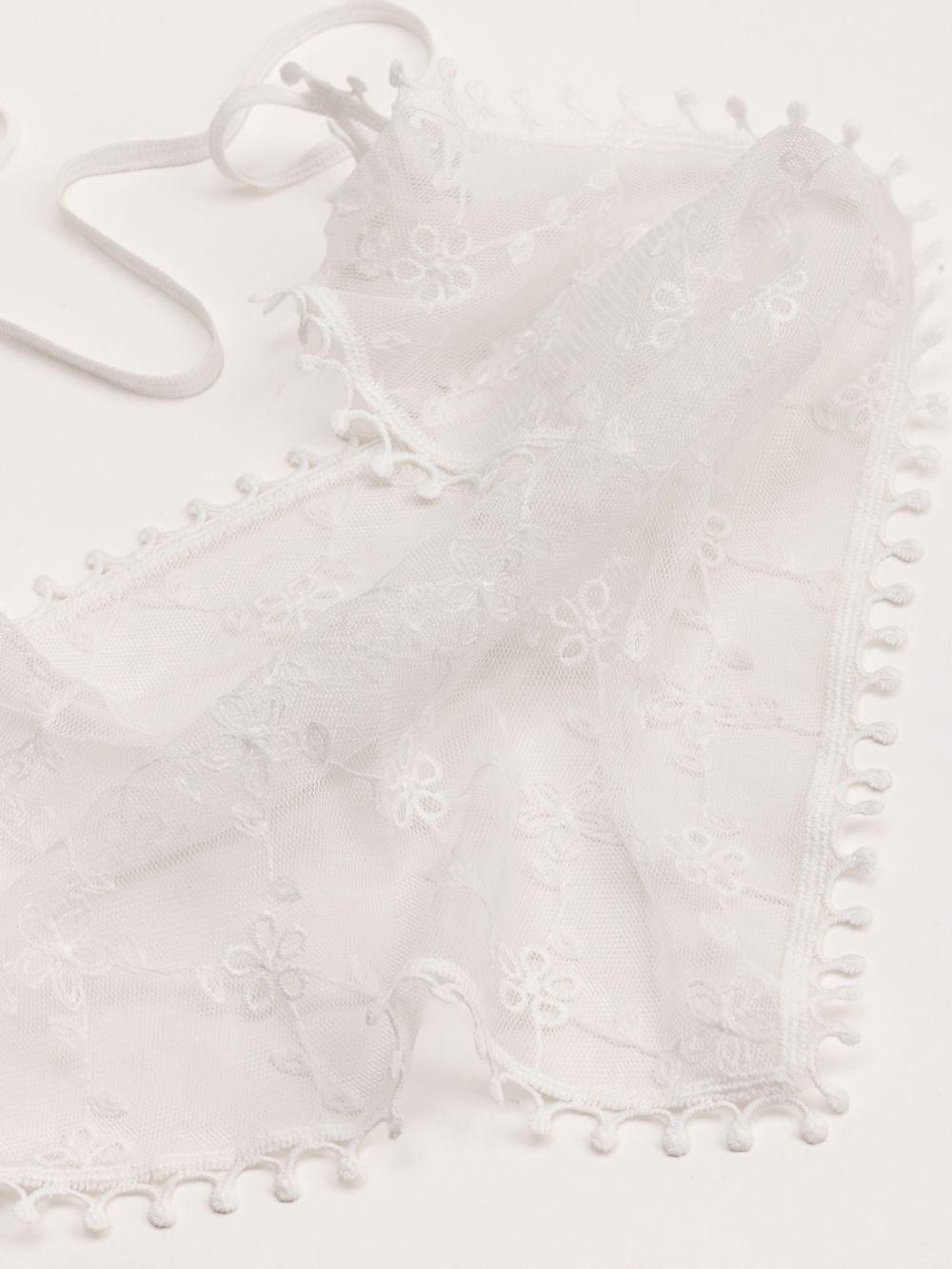 מטפחת משולשת רקומה