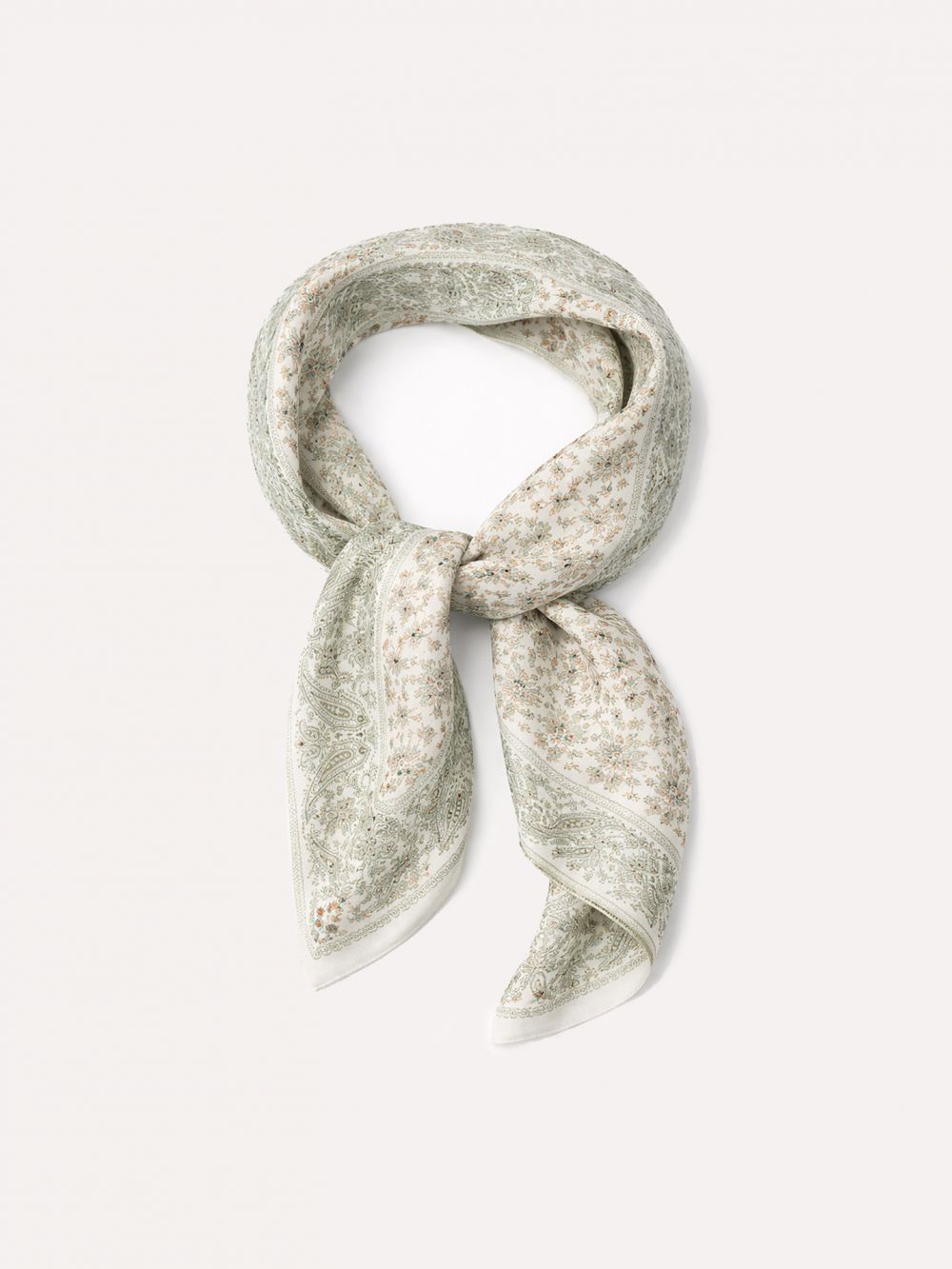 מטפחת בהדפס פייזלי