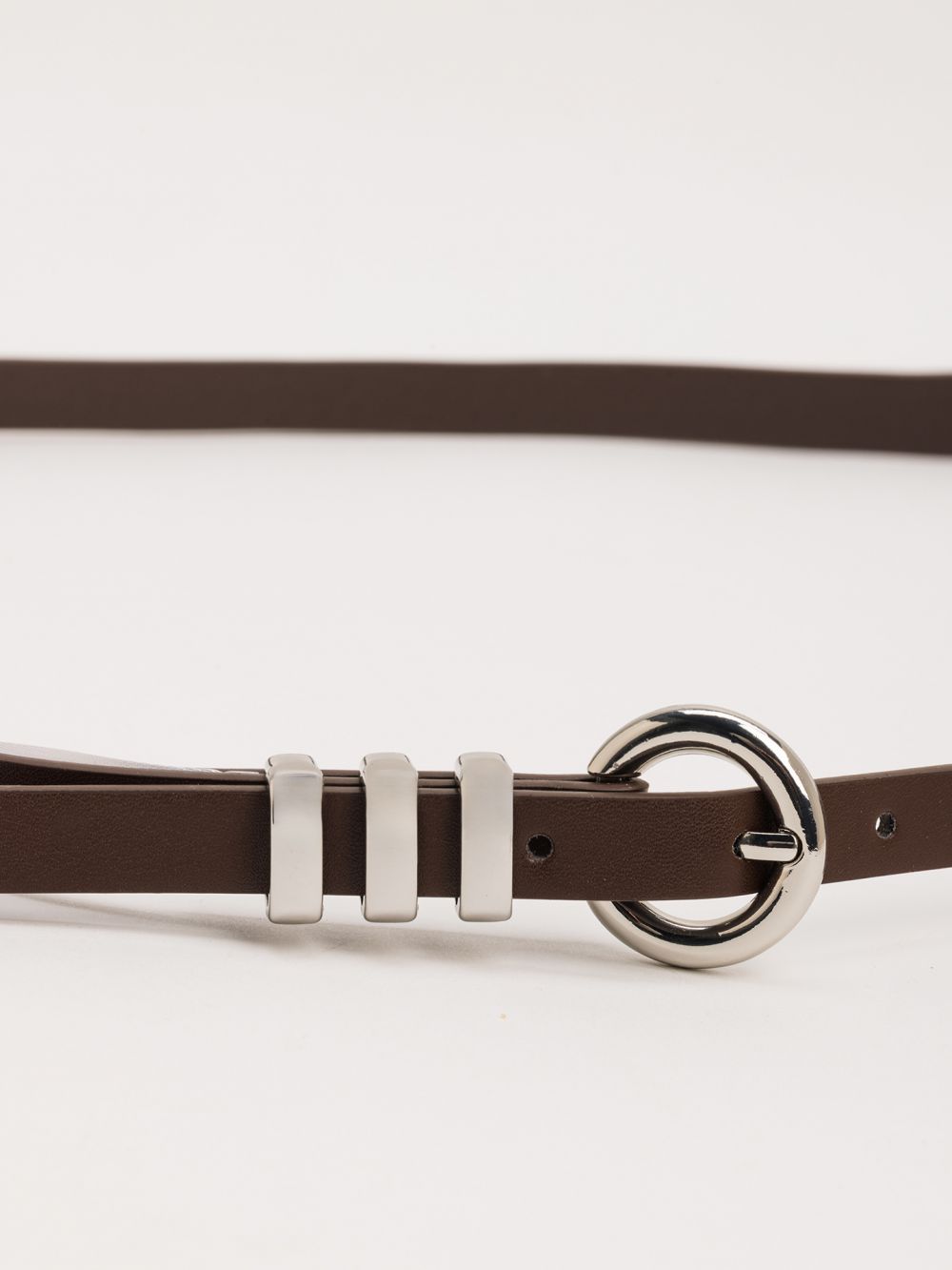 חגורה דקה עם טריפל מטאליק לופ