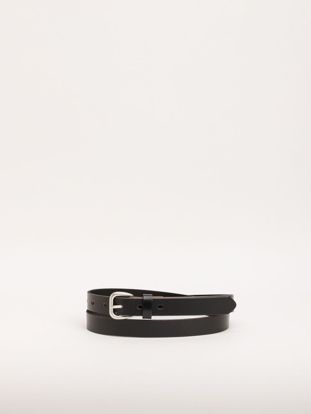 חגורת עור דקה