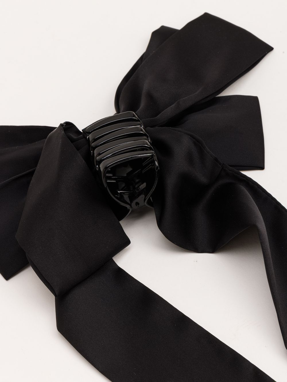 קליפס פפיון