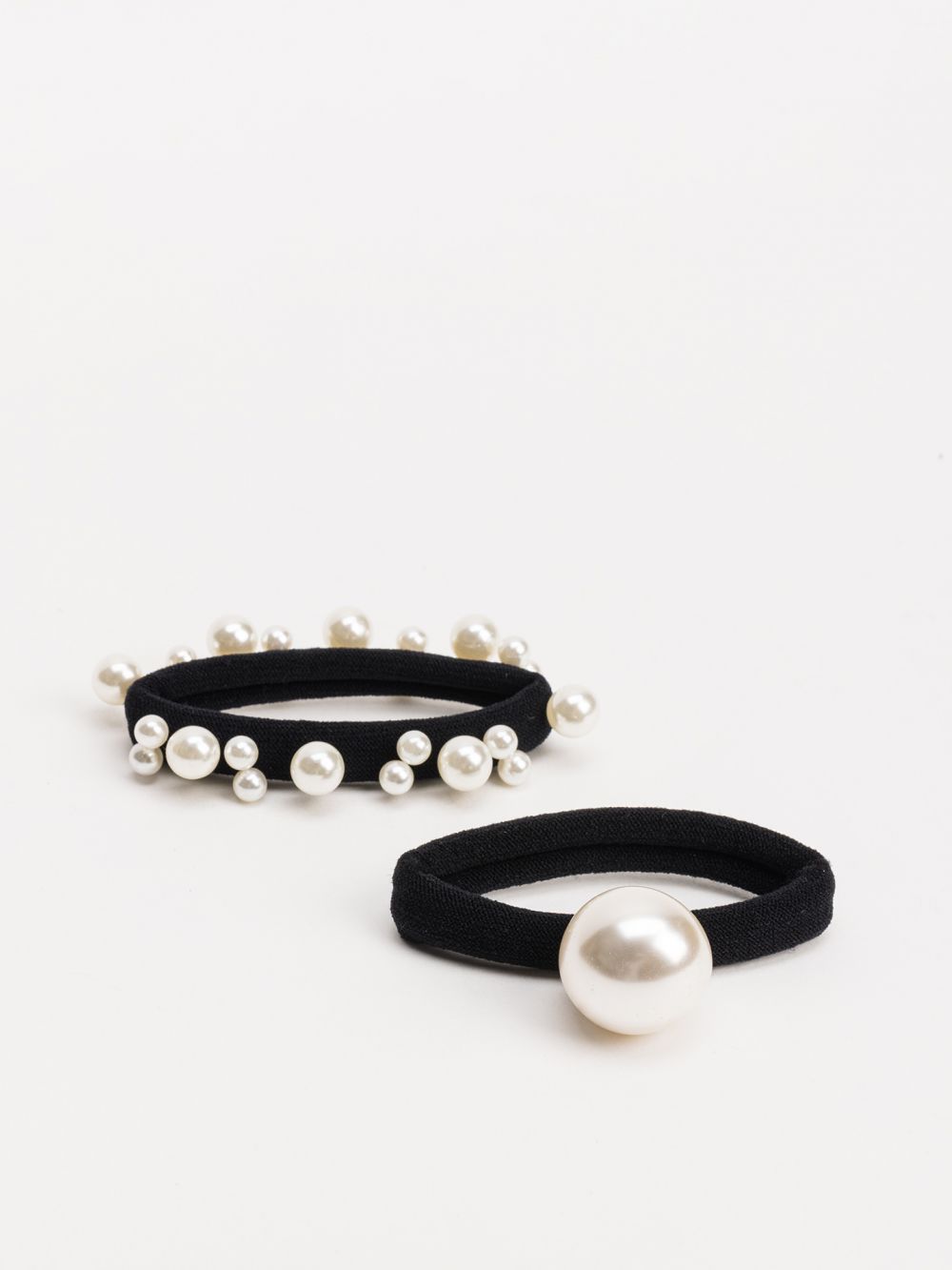 סט 2 גומיות פנינים לשיער