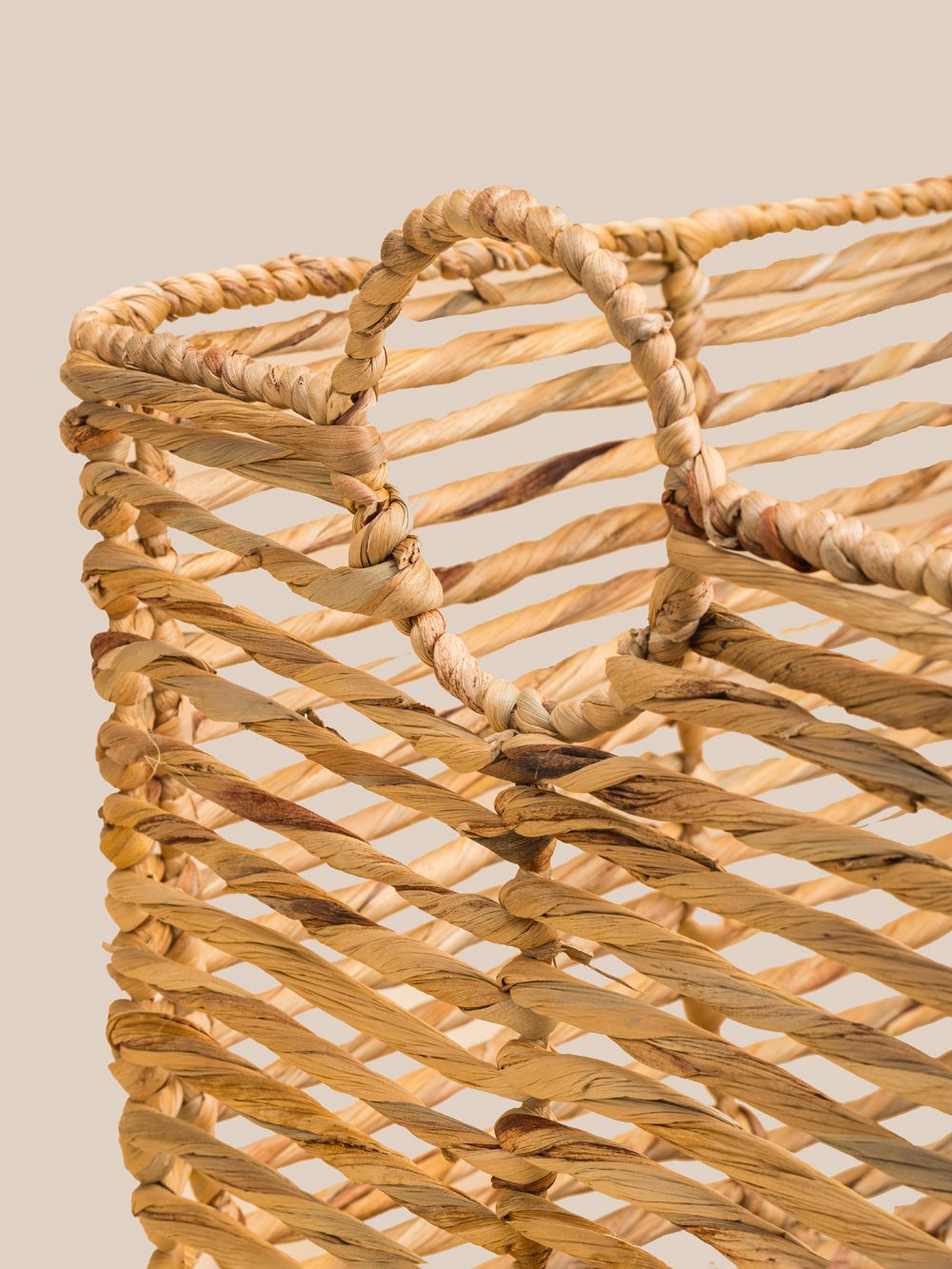 סל קש עם ידיות 60X40X30 ס”מ