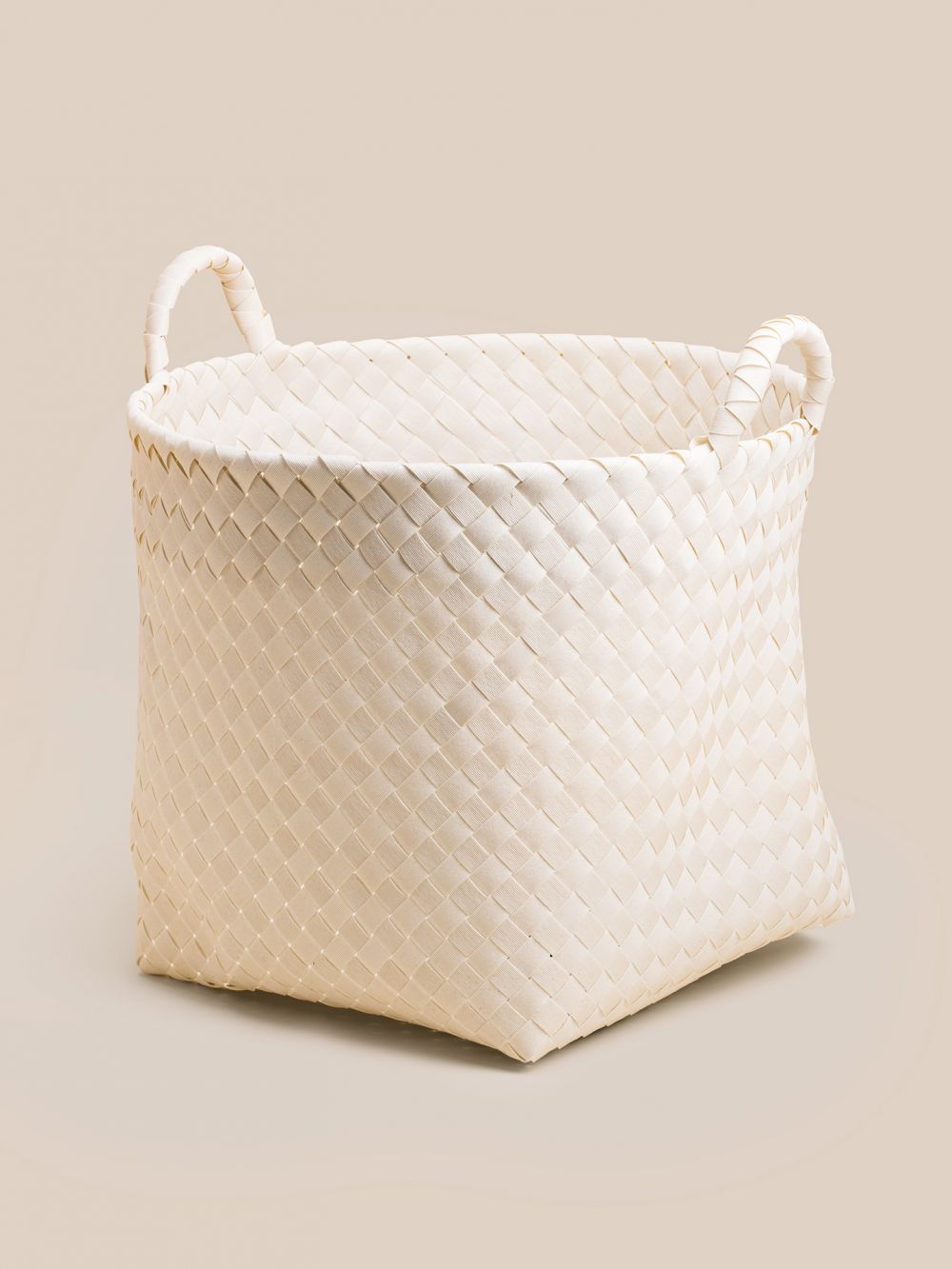 סל קלוע מפלסטיק