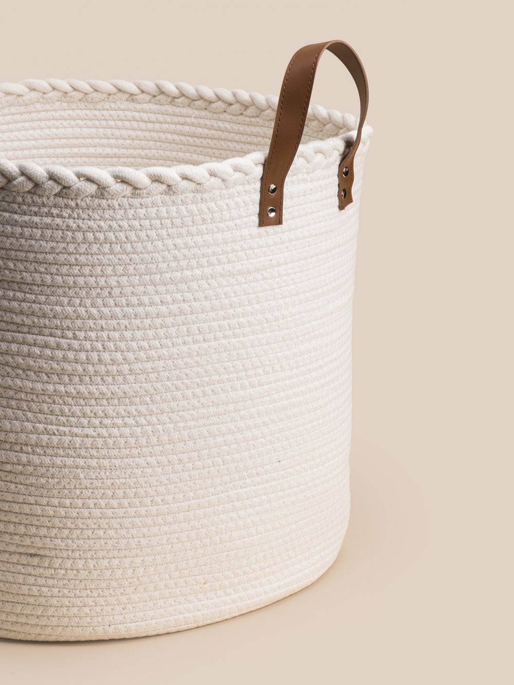 סל כותנה לבן עם ידיות 46X46X40CM