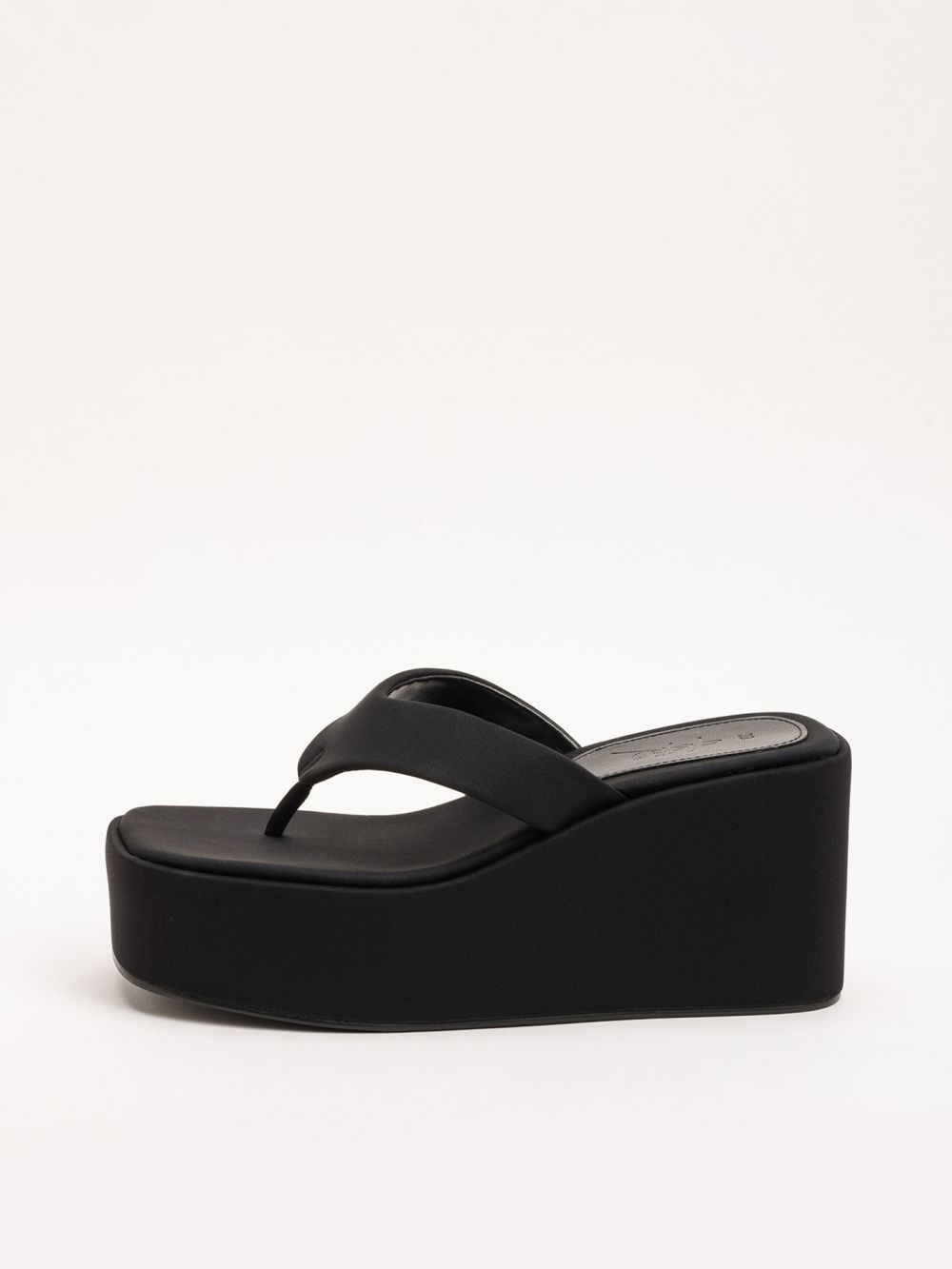 סנדלי פלטפורמה