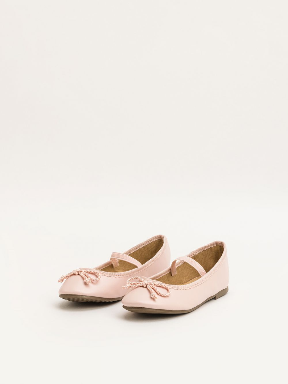 נעלי בלרינה עם פפיון