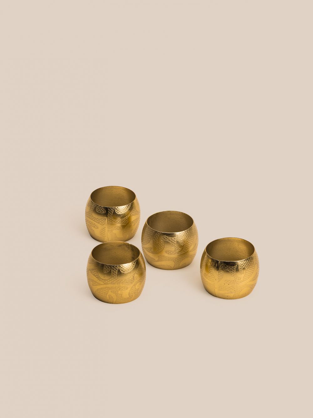 סט 4 חבקים למפיות בד עיטורים