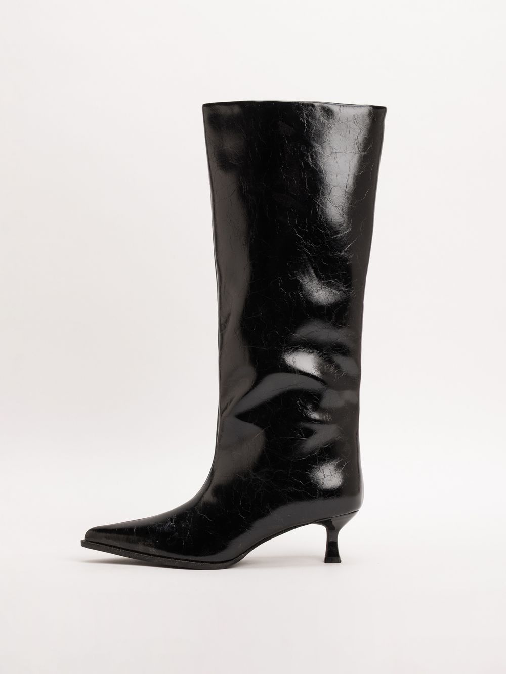 מגפי עקב גבוהים