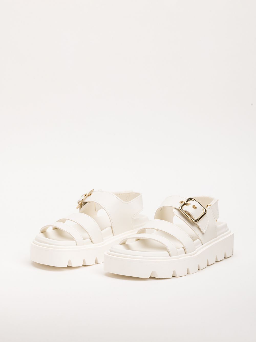 סנדלי ילדות פלטפורמה עם אבזם