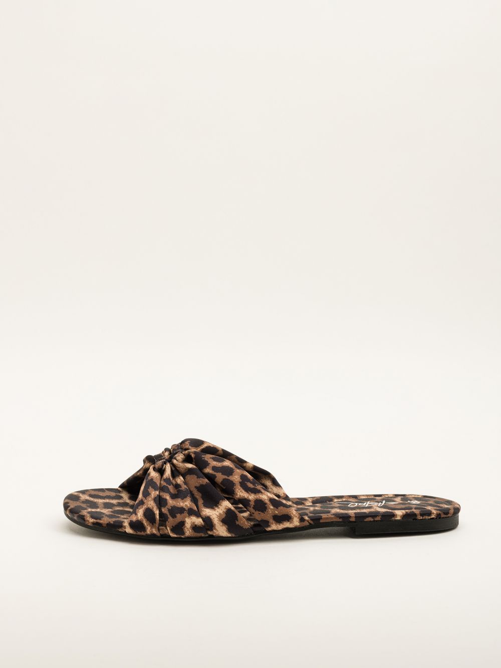 כפכפי סלייד מנומרים