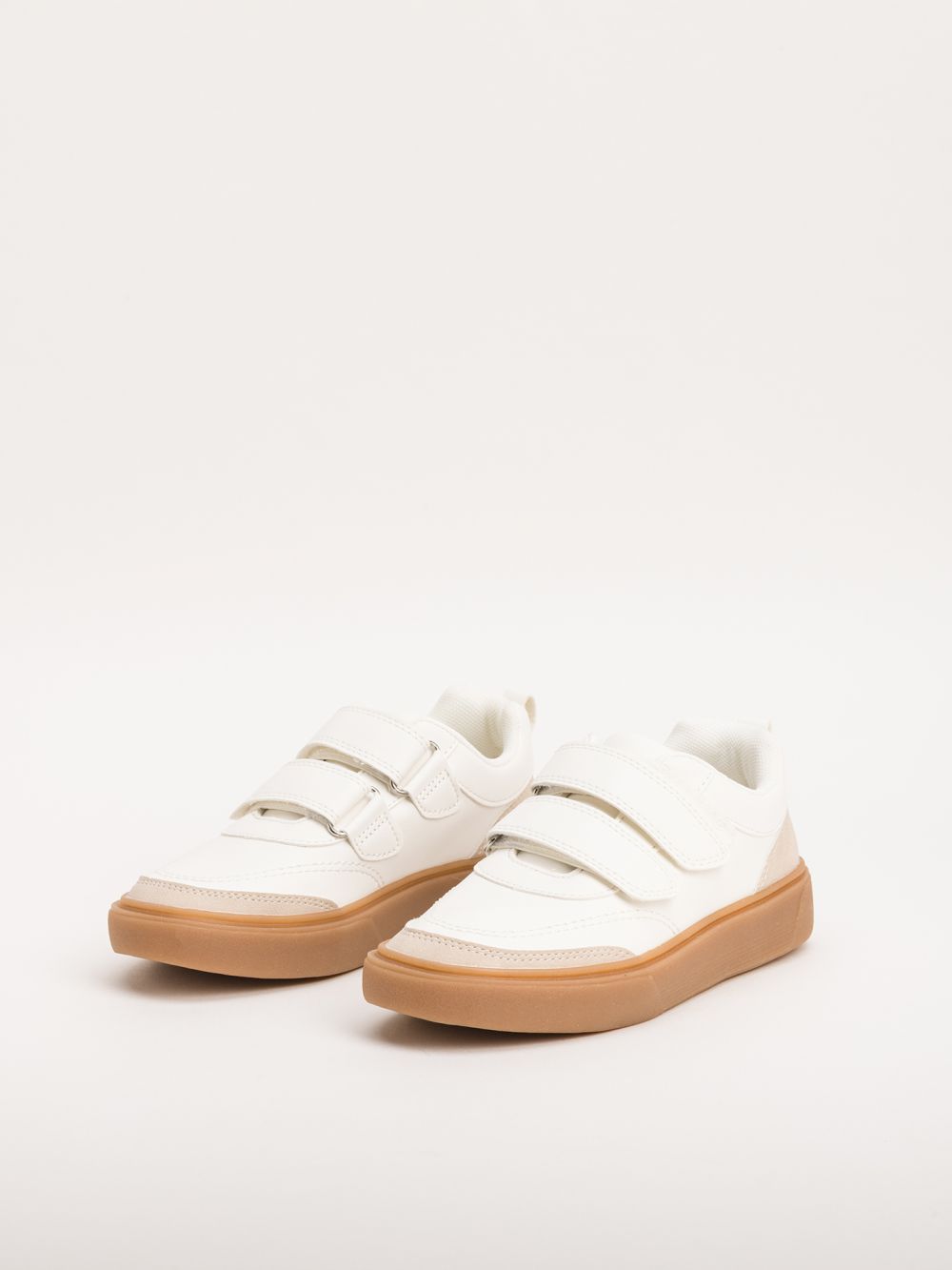 סניקרס ילדים עם סקוץ’ כפול