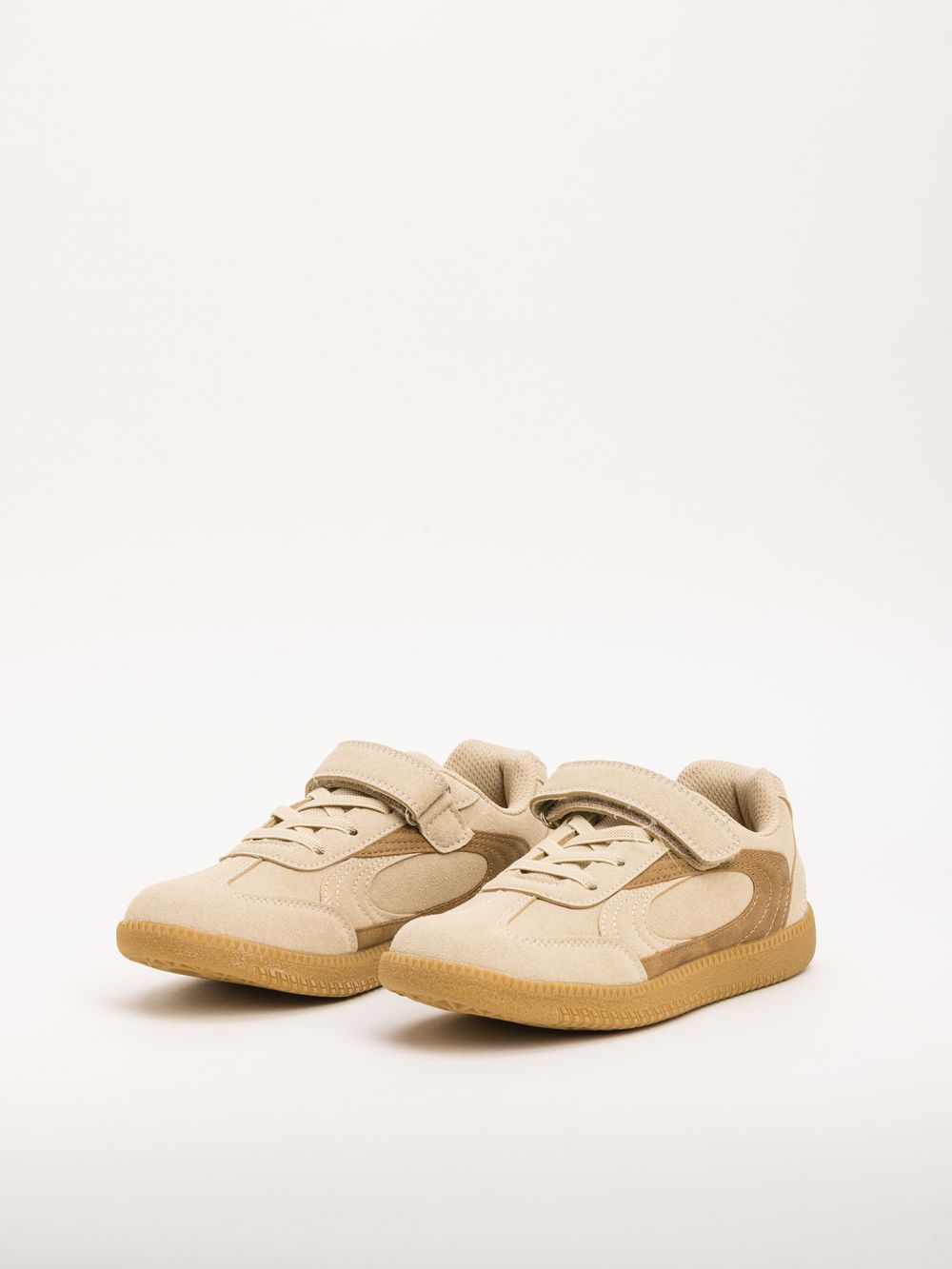 סניקרס סקוץ לבנים