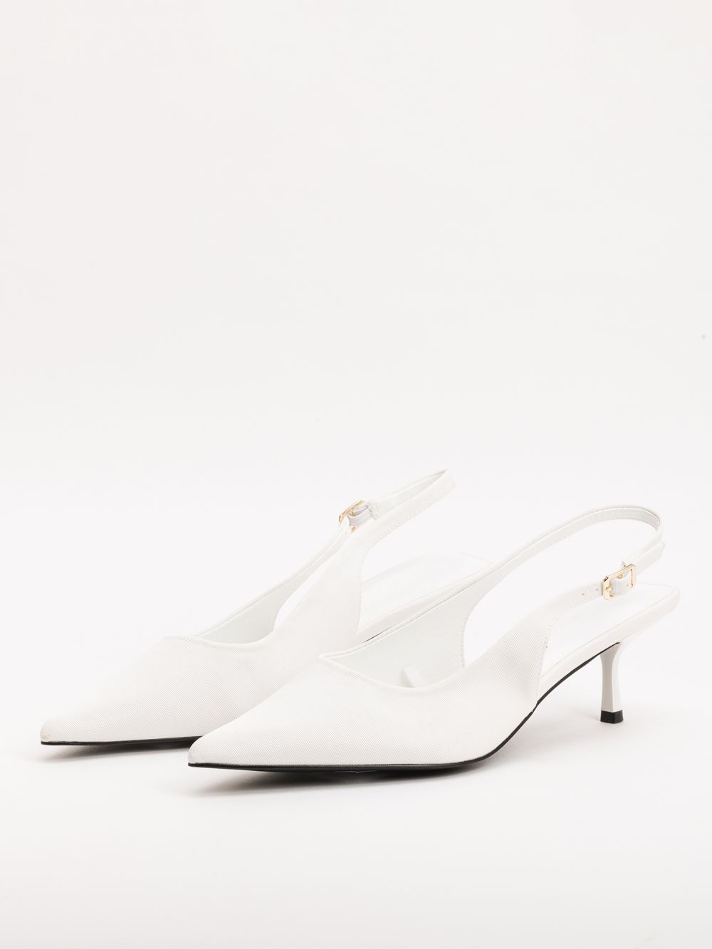 נעלי עקב עם רצועה