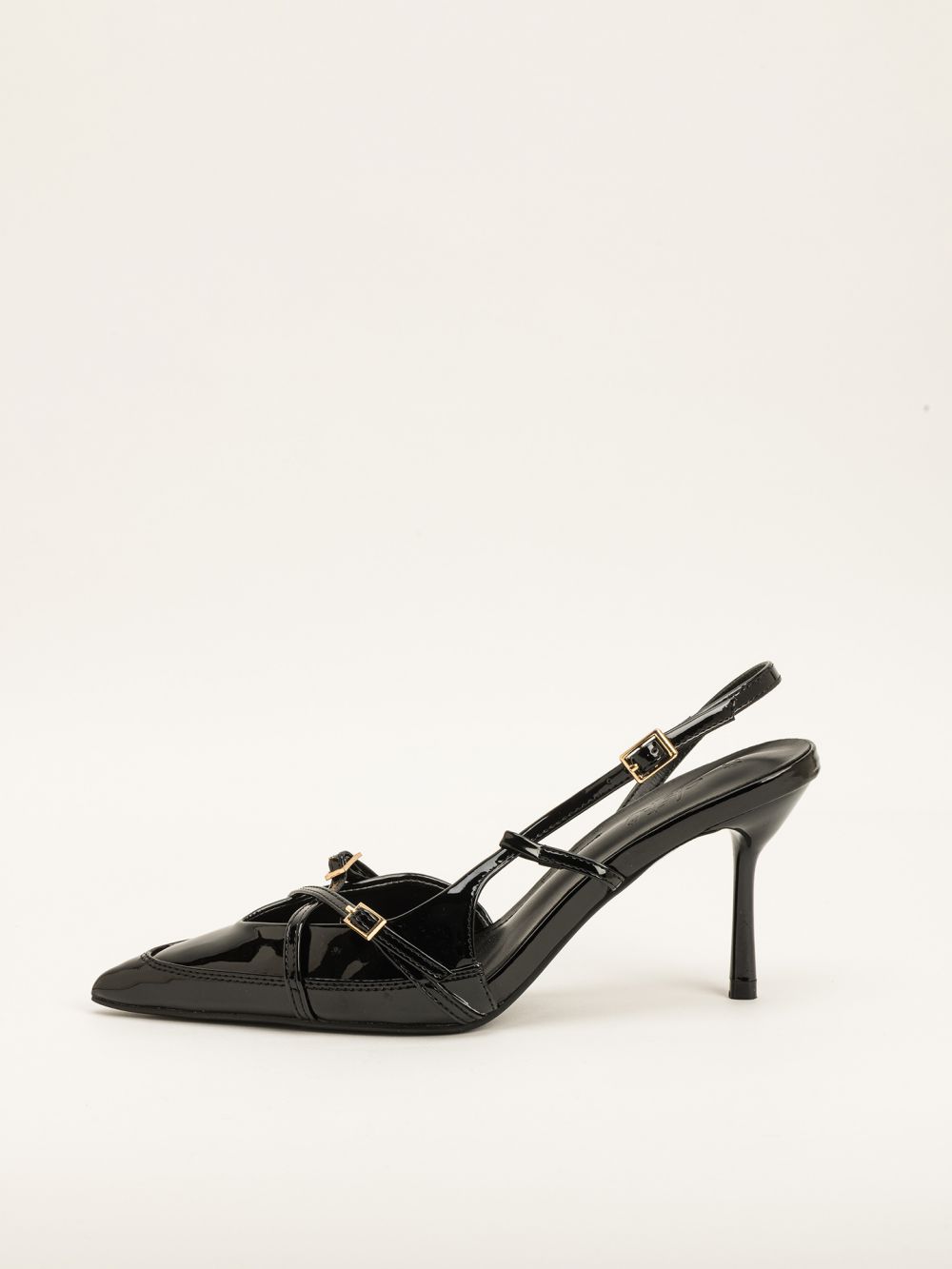 סנדלי עקב רצועות