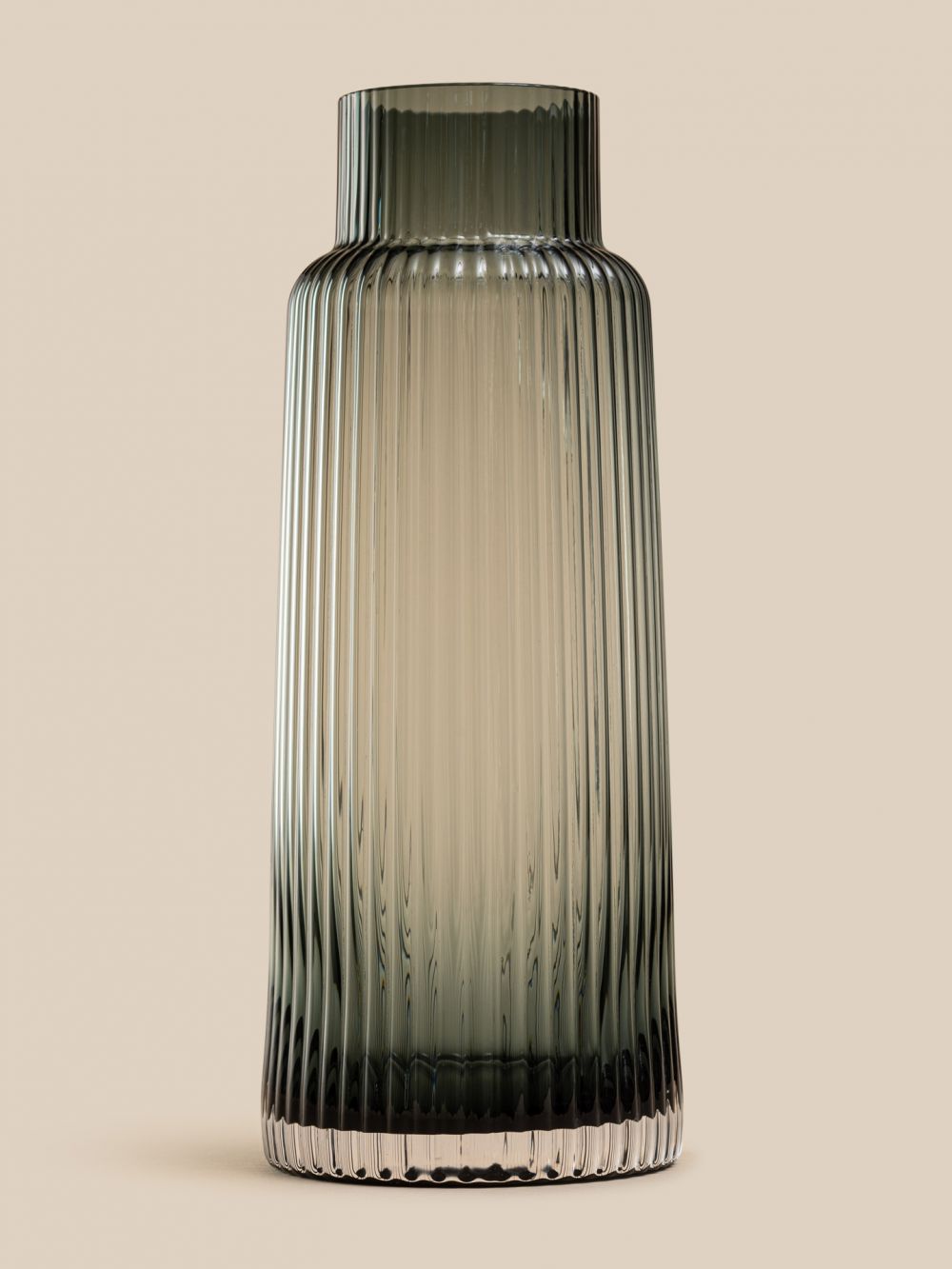 קנקן זכוכית אפור עבודת יד נפח 1 ליטר