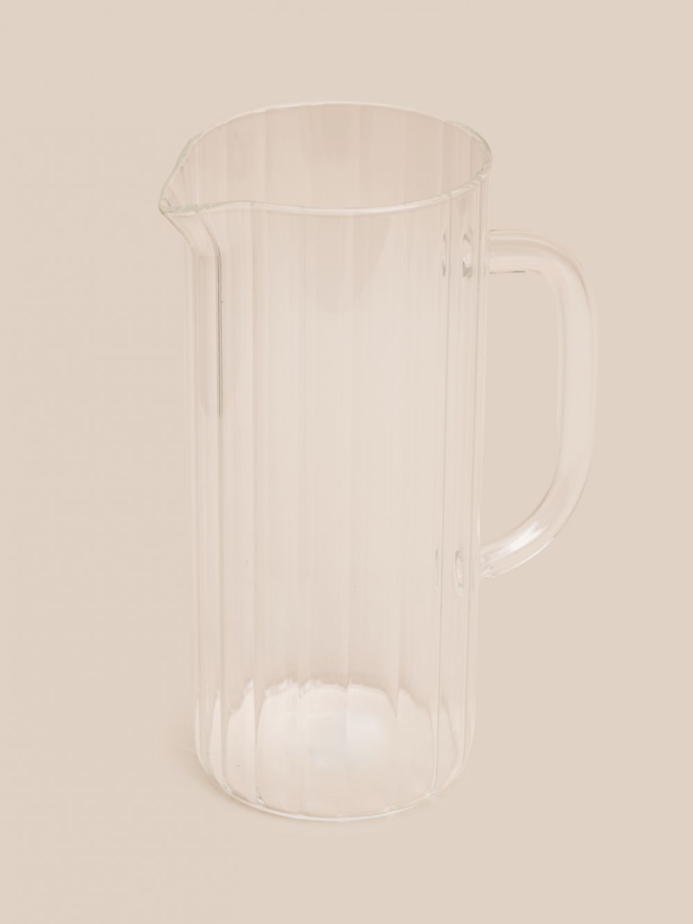 קנקן לשתיה מיה