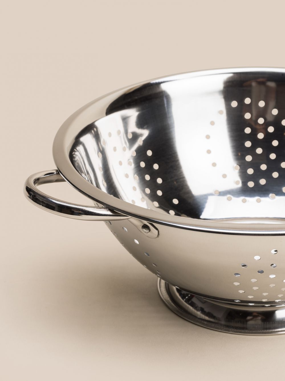 מסננת נירוסטה 28CM