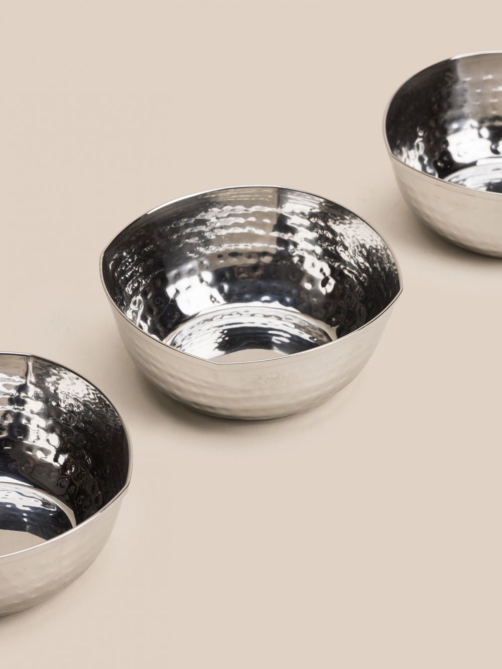 סט שלוש קעריות + מגש נירוסטה