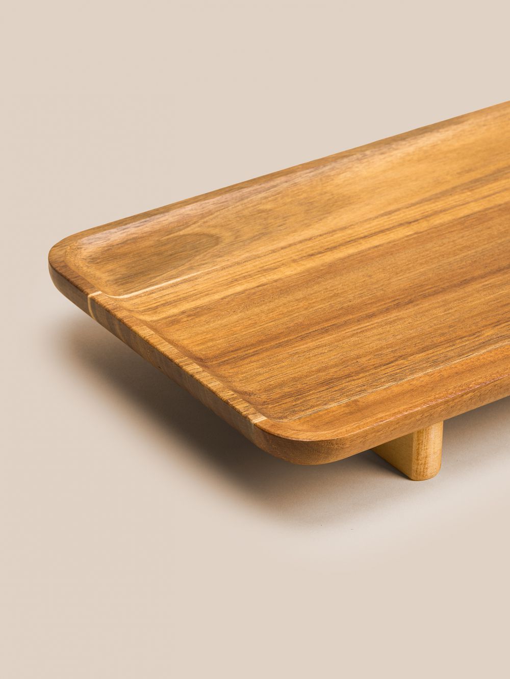 מגש עץ עם רגליות 43X22.9X5 ס”מ