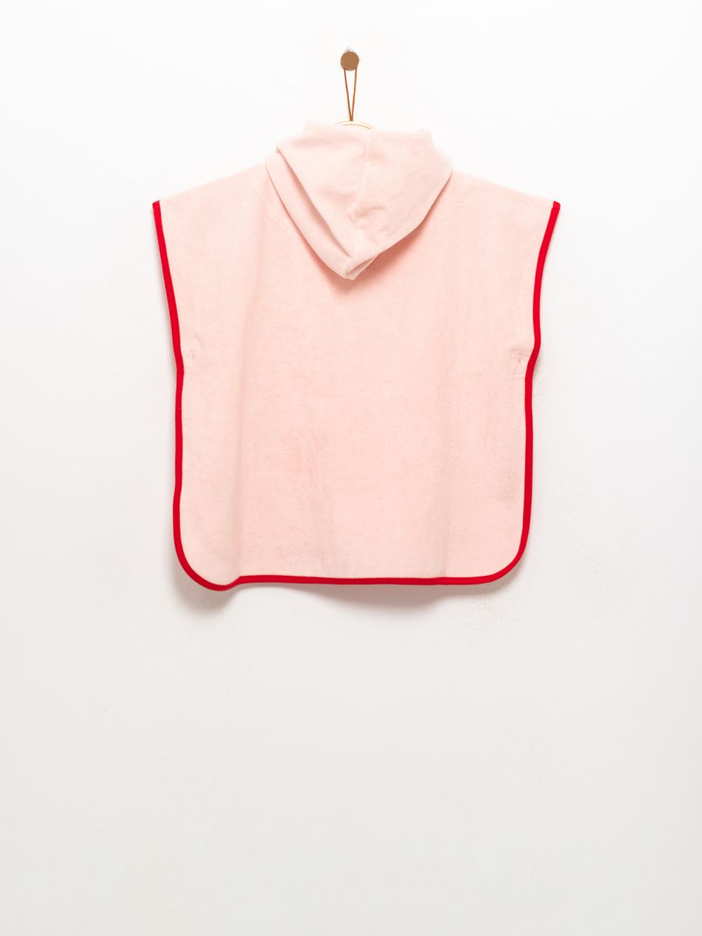 מגבת פונצ׳ו