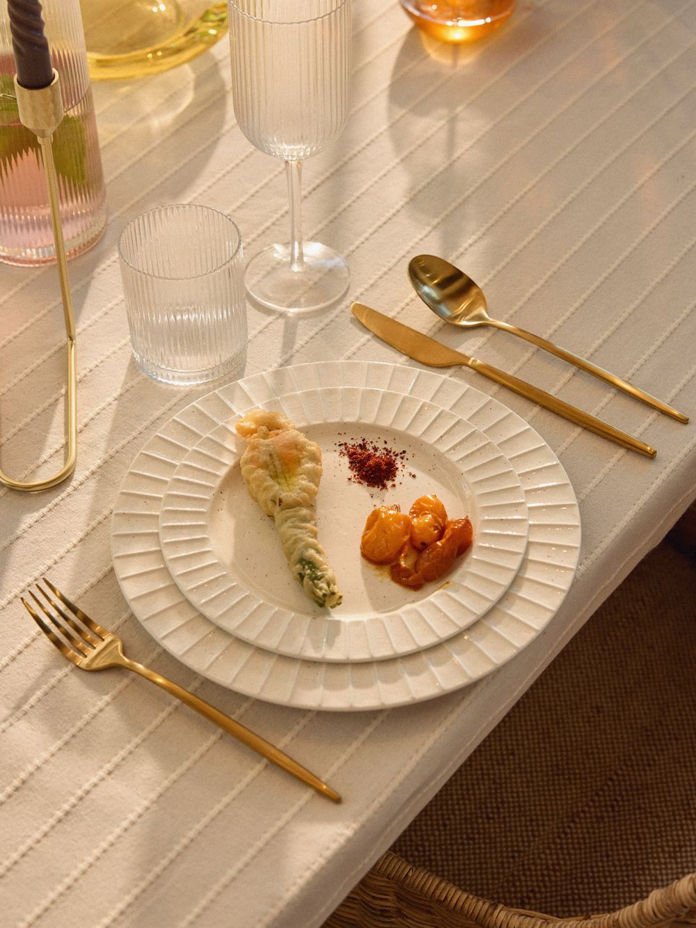 צלחת מנה ראשונה אביב 21.4CM