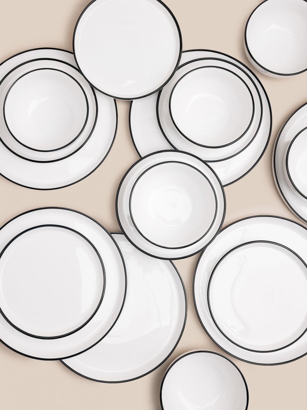 סט פורצלן 18 צלחות