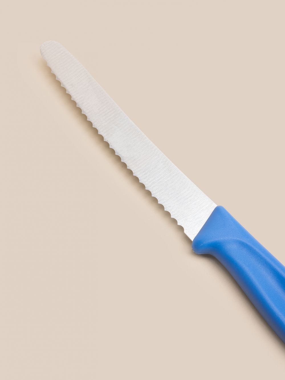 סכין משוננת עגולה