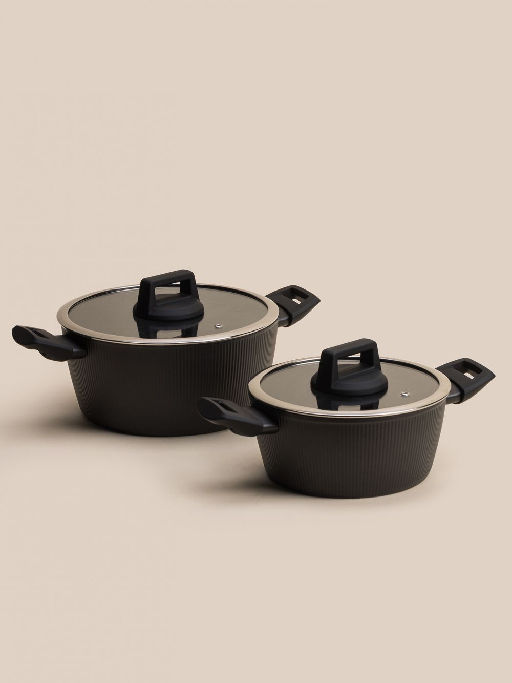 סט 2 סירי יציקה 2.5-4.5LT